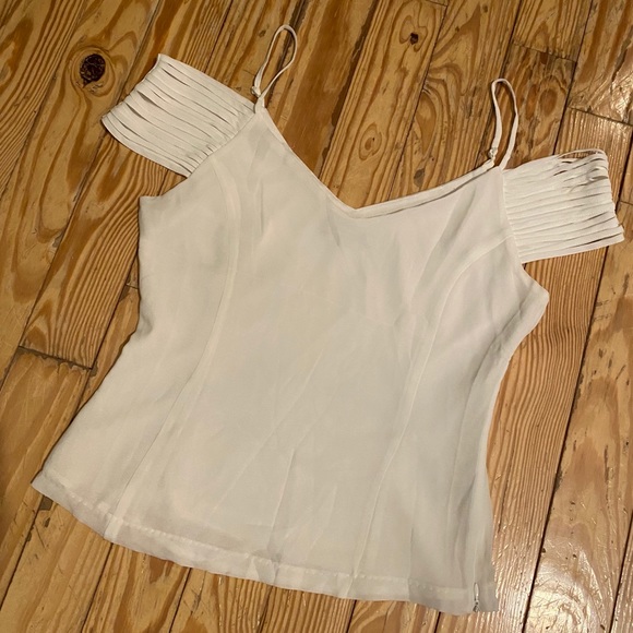 Like-new Naked Zebra Cold Shoulder Top in White - Picture 2 of 8
